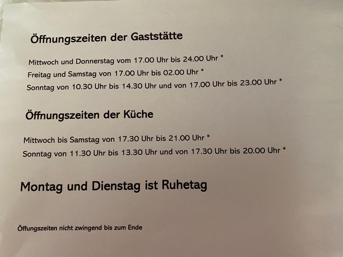 Gasthaus "Zur Alten Dorfschmiede" Metterich Dış mekan fotoğraf